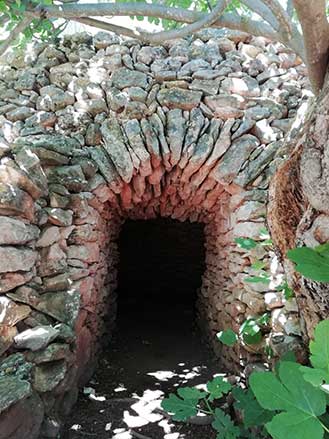 Entrada a la barraca de l'Augé