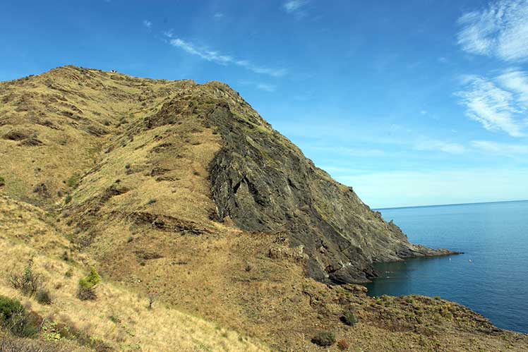 Penya-segat del Puig de Cervera cap al mar